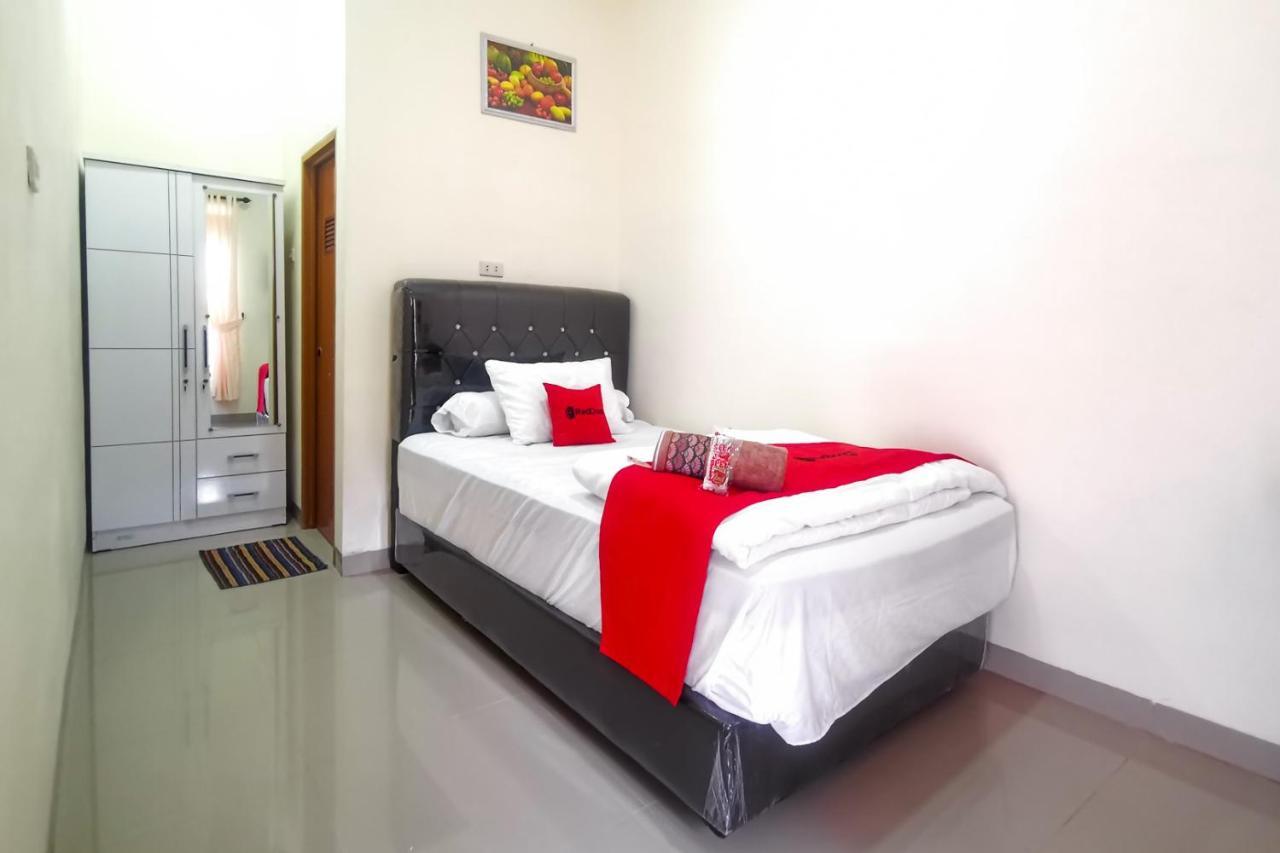 Reddoorz @ Jalan Urip Sumoharjo Lampung Hotell Bandar Lampung Exteriör bild