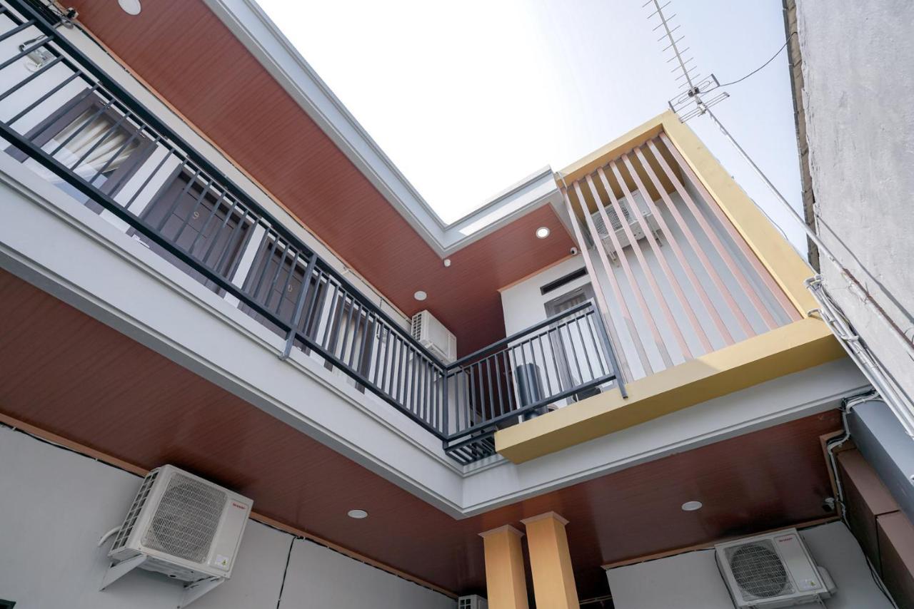 Reddoorz @ Jalan Urip Sumoharjo Lampung Hotell Bandar Lampung Exteriör bild